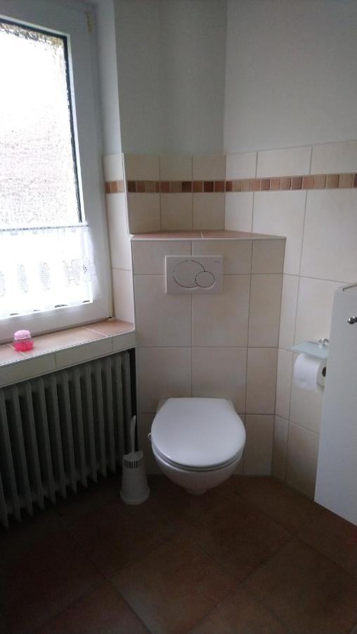Gaestehaus „barbara” Mit Garage In 26919 Brake