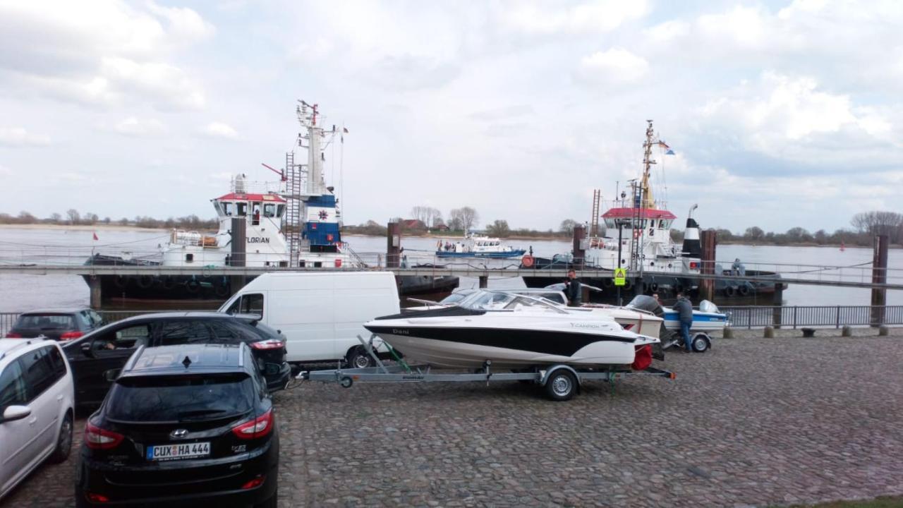Gaestehaus „barbara” Mit Garage In 26919 Brake *